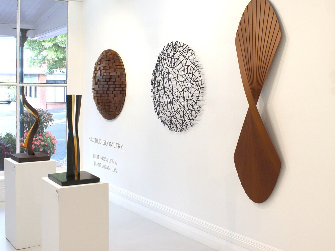 Black Door Gallery-奥克兰中心地区必去景点