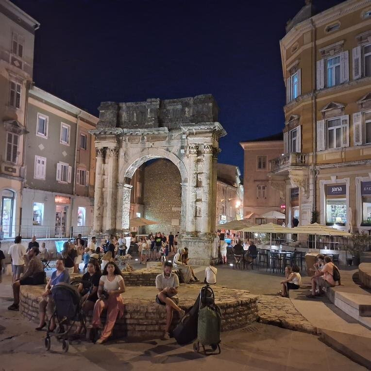 Arco dei Sergi-普拉必去景点