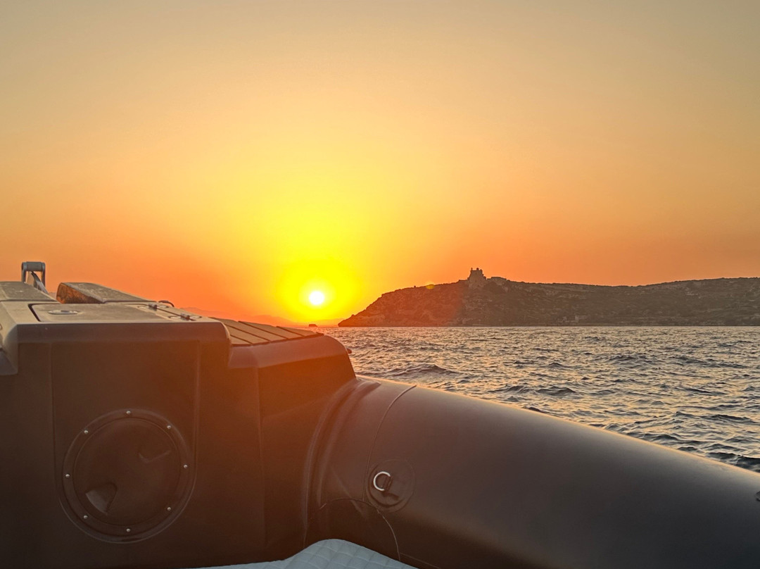 Boats in the Sea-卡利亚里省必去景点