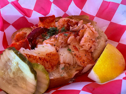 Quincy's Original Lobster Rolls