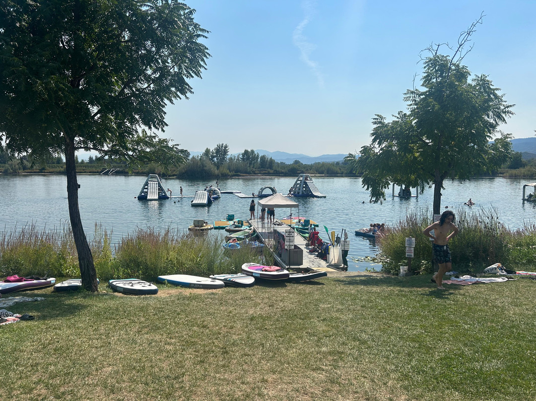 Rogue Jet Boat Adventures-Central Point必去景点