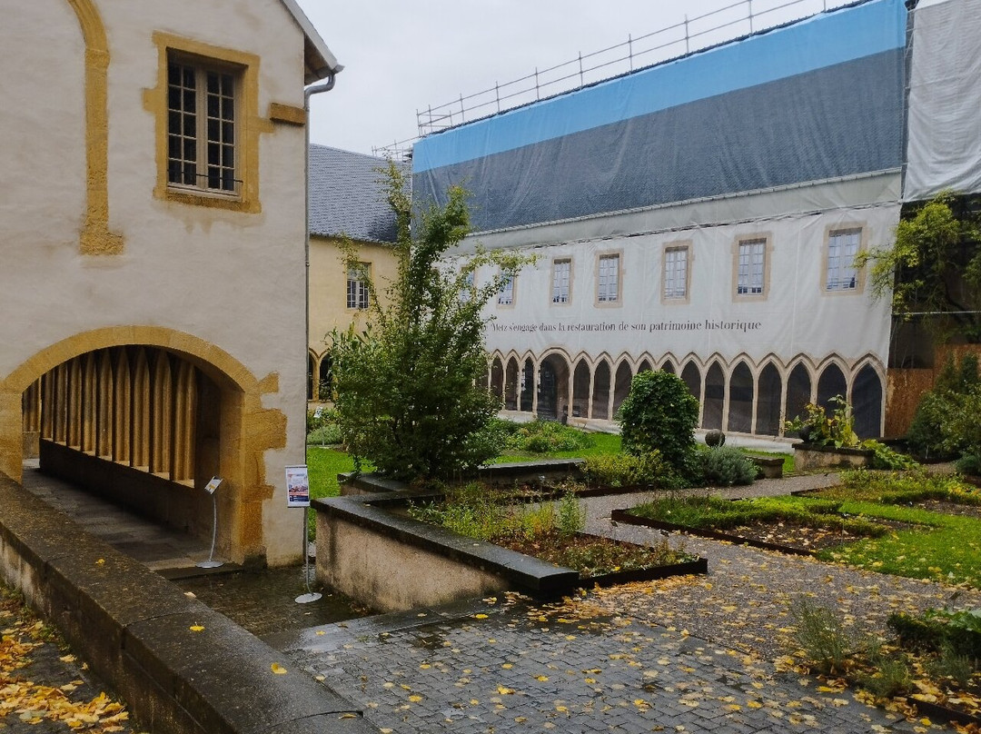 Cloître des Récollets-梅斯必去景点
