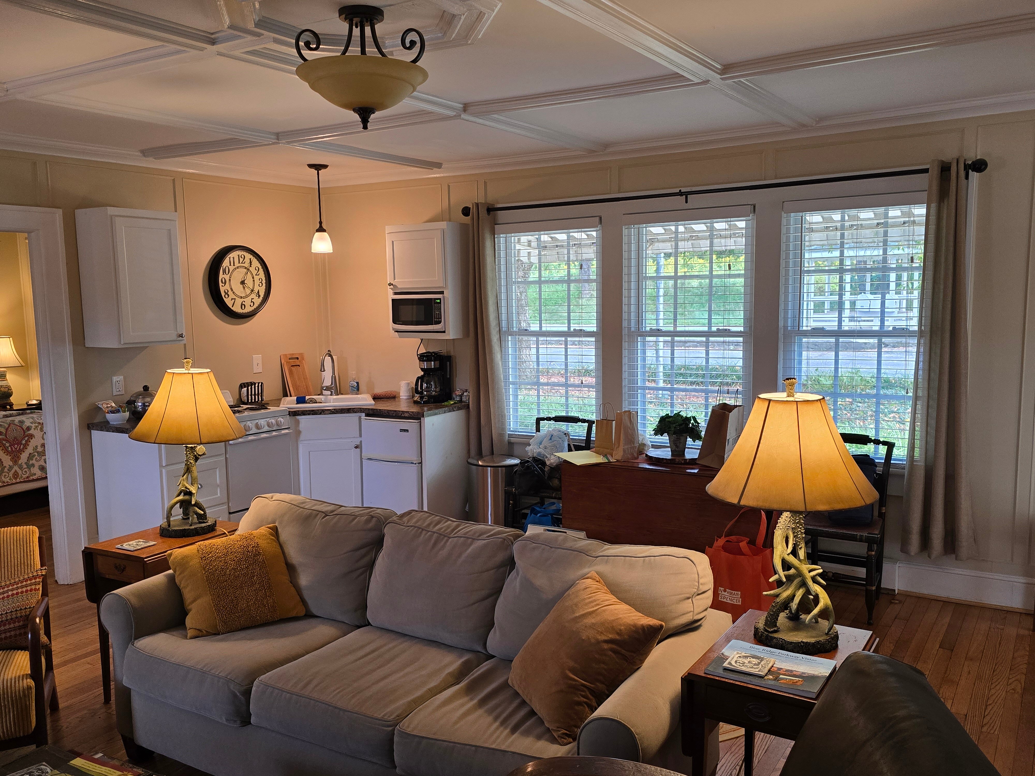 The Pine Tavern Lodge-客卧