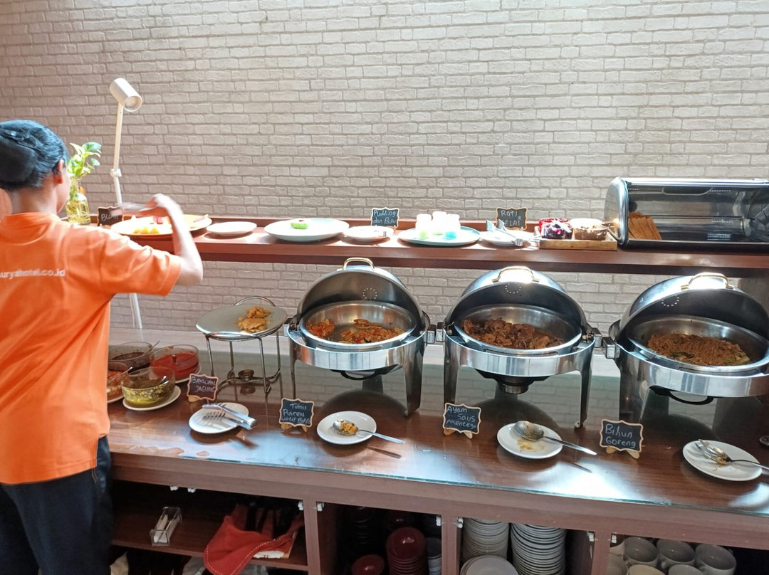 苏里亚酒店主图