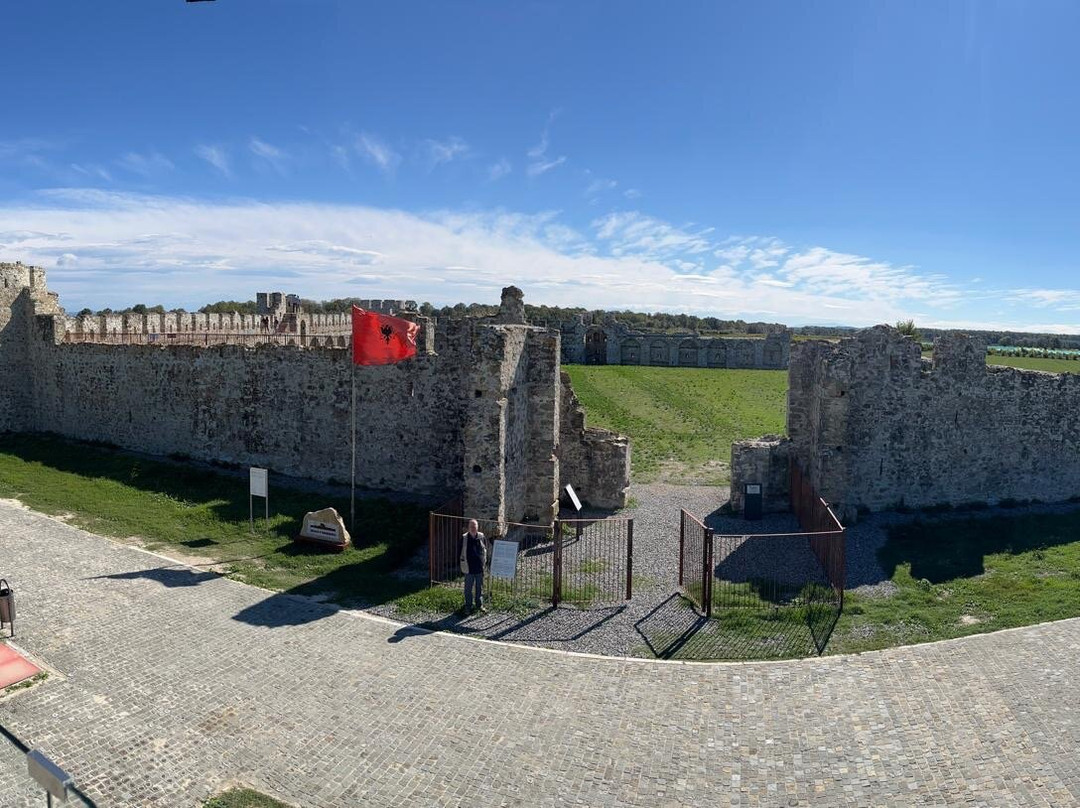 Fortress of Bashtovë-Bashtove必去景点