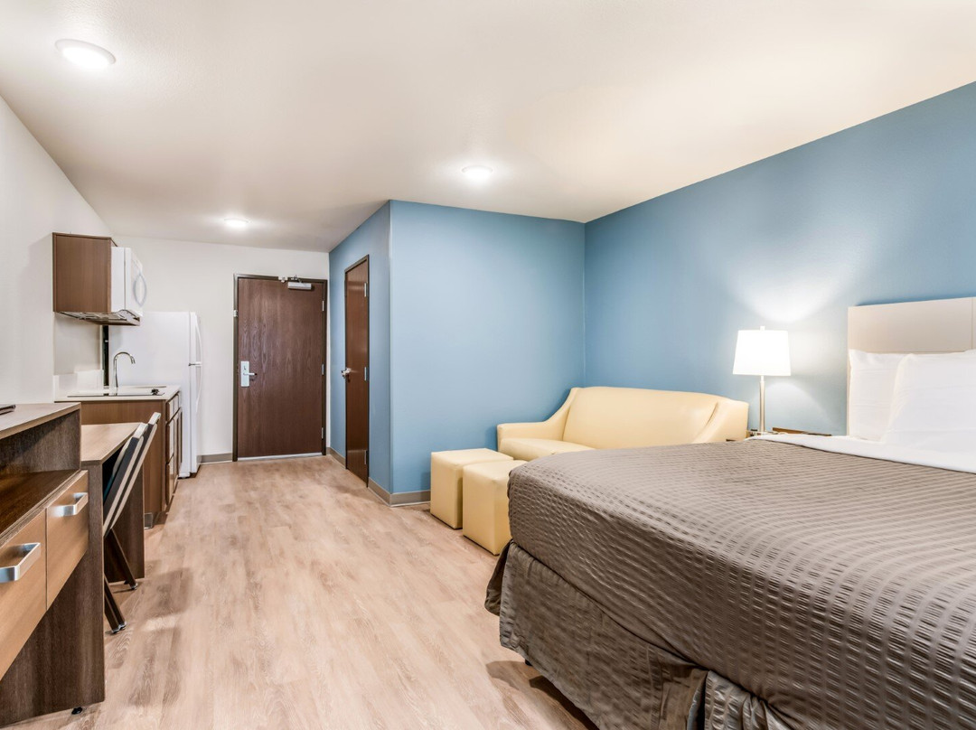 伍德斯普林特斯夏洛特 - 大学研究公园套房主图