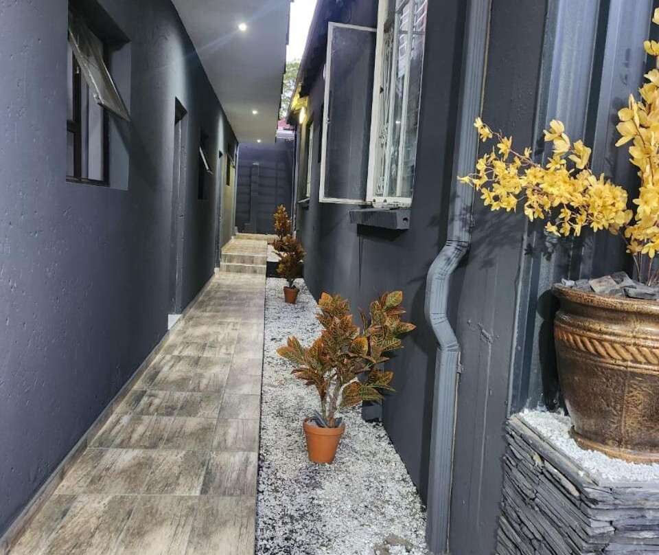 The Throne Goc Guesthouse