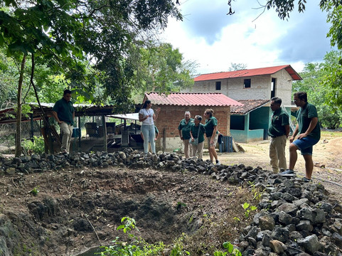 Tlaloc Tours-曼萨尼约必去景点