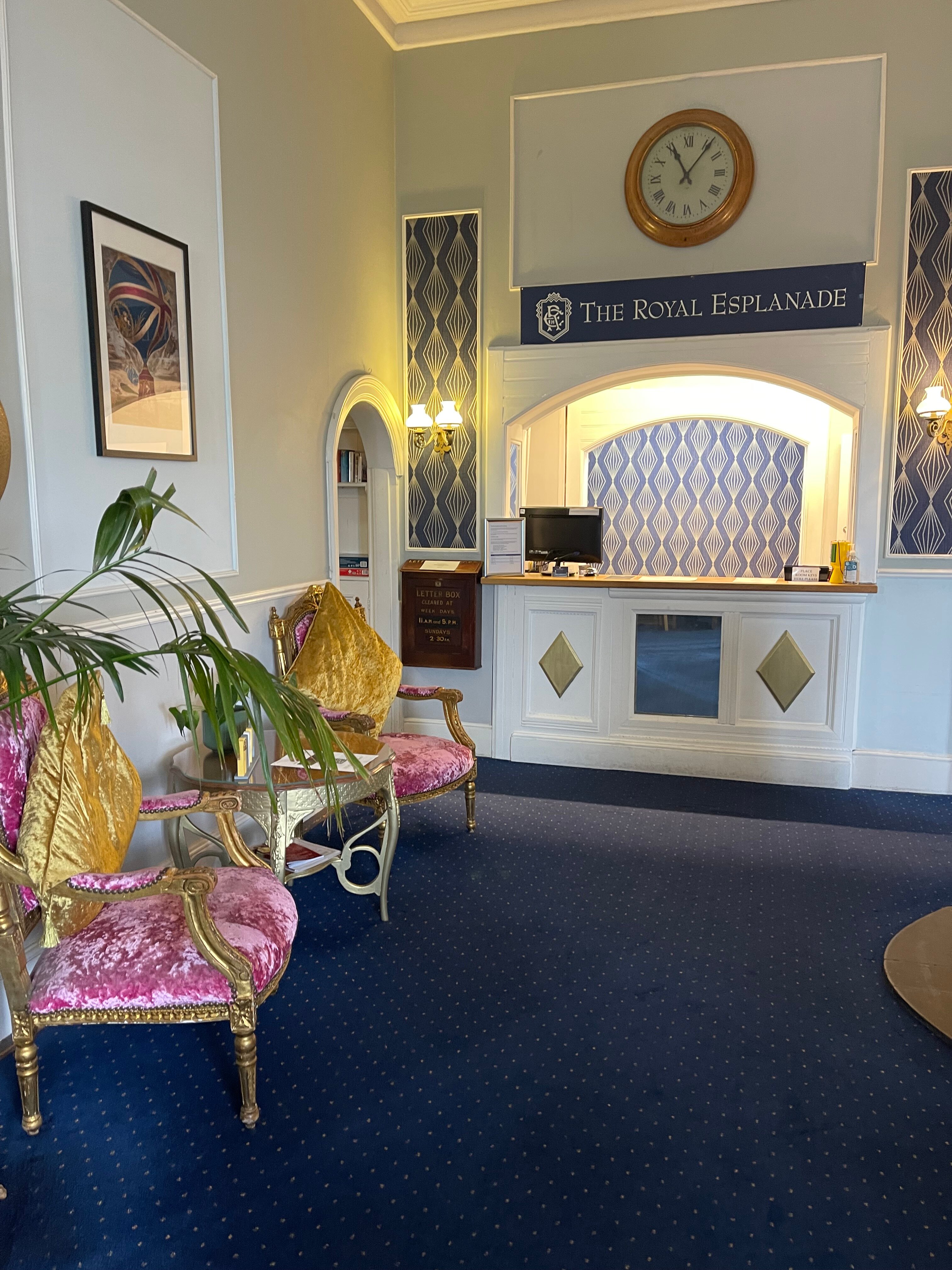 Royal Esplanade Hotel-浴室