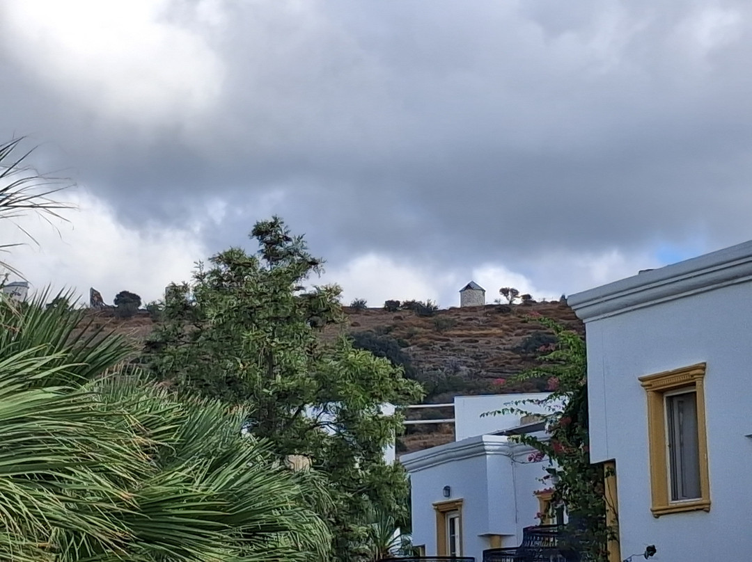 热带海滩酒店主图