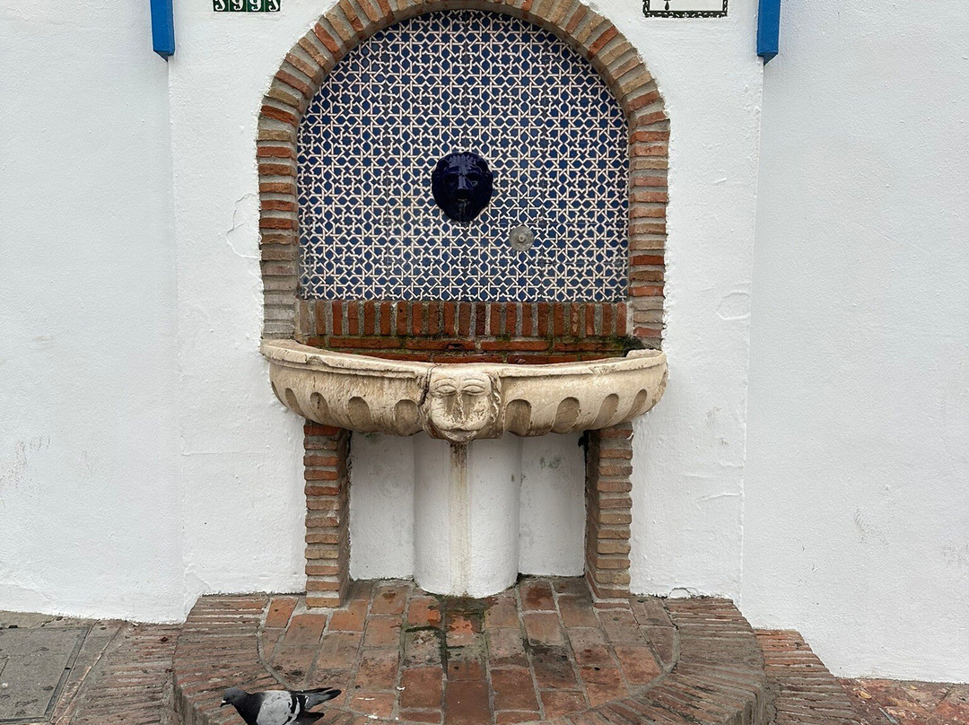 Plaza Balcon De Europa-内尔哈必去景点