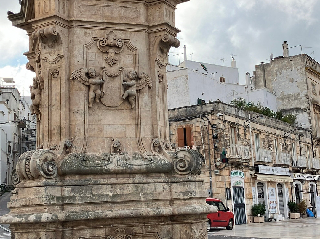 Colonna di Sant'Oronzo-奥斯图尼必去景点