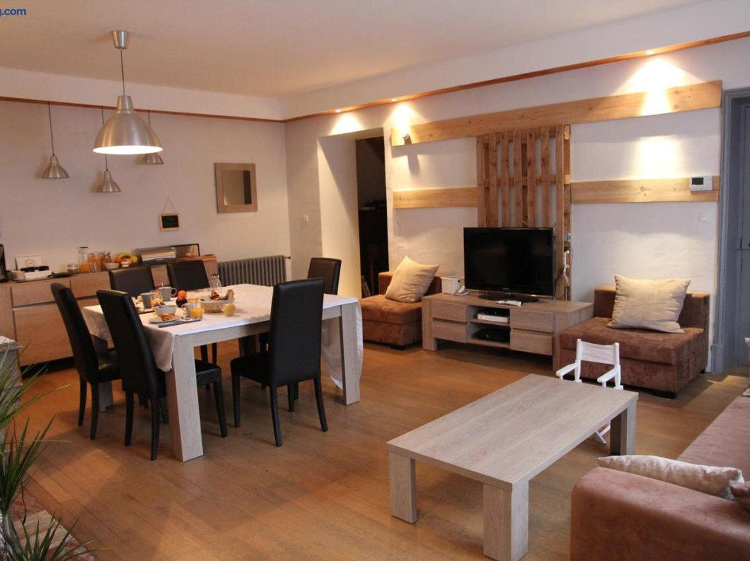 La Grange des Griottiers主图