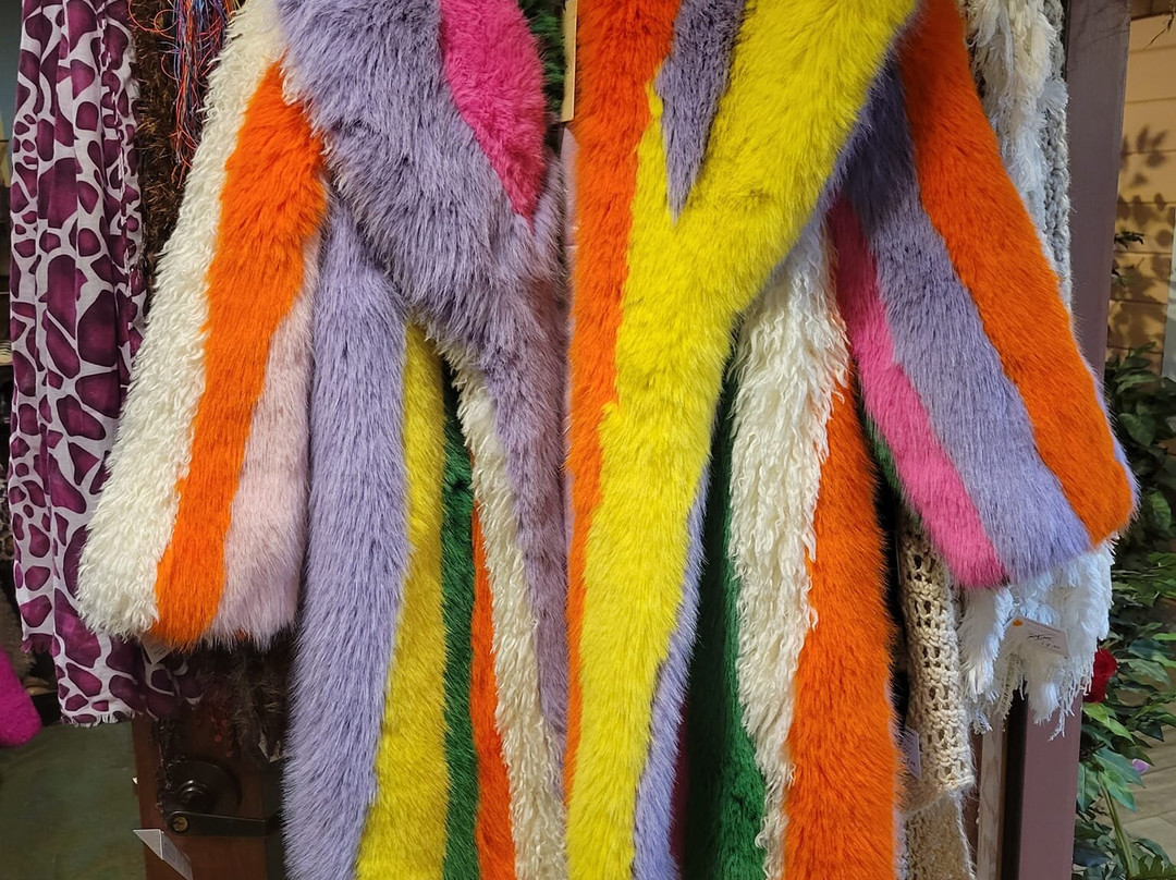 Weird Sisters Freak Boutique-阿斯托里亚必去景点