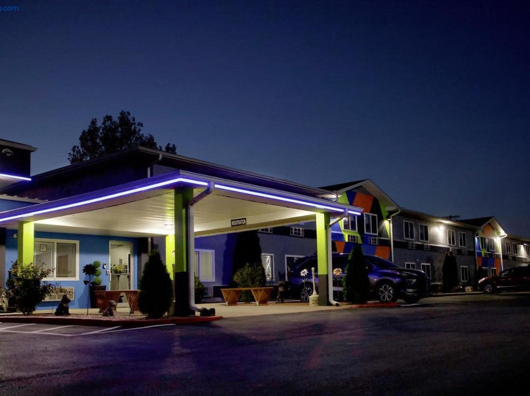 Chanute酒店住宿-Express Inn Parsons