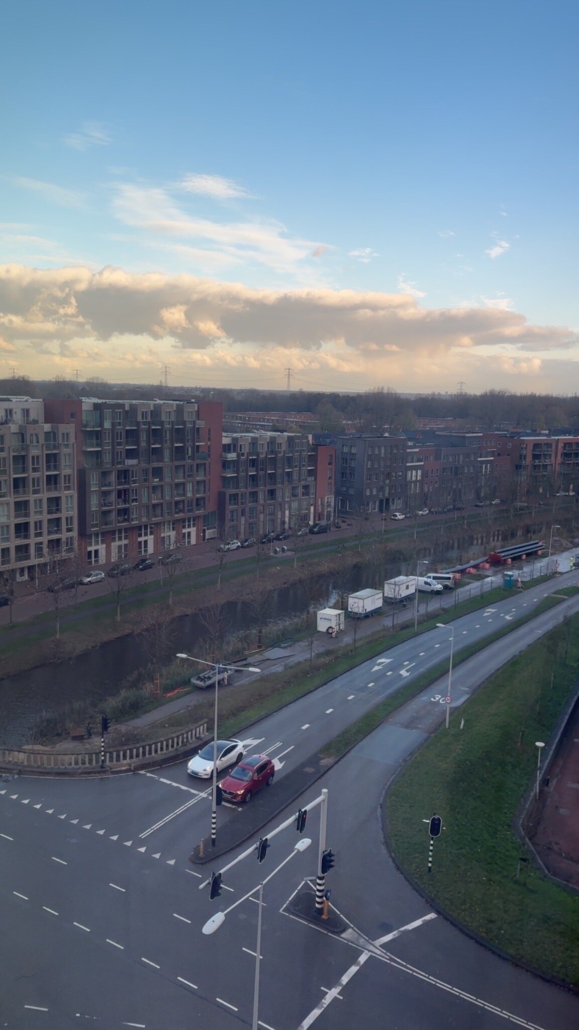 阿姆斯特丹市雅高芮族酒-官方