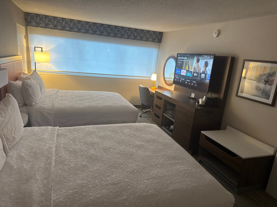 曼彻斯特拉昆塔套房酒店主图