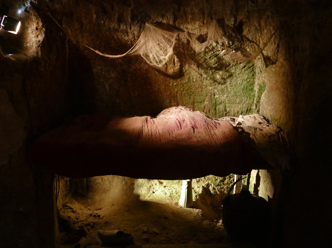 Les Mystères de Farges-Saint-Nectaire必去景点