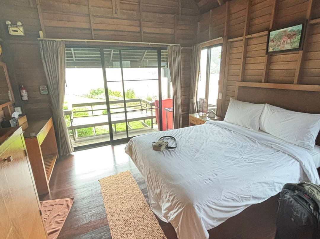 清莱萨恩阿茹度假村主图