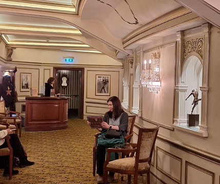 Victoria Palace Theatre-伦敦必去景点