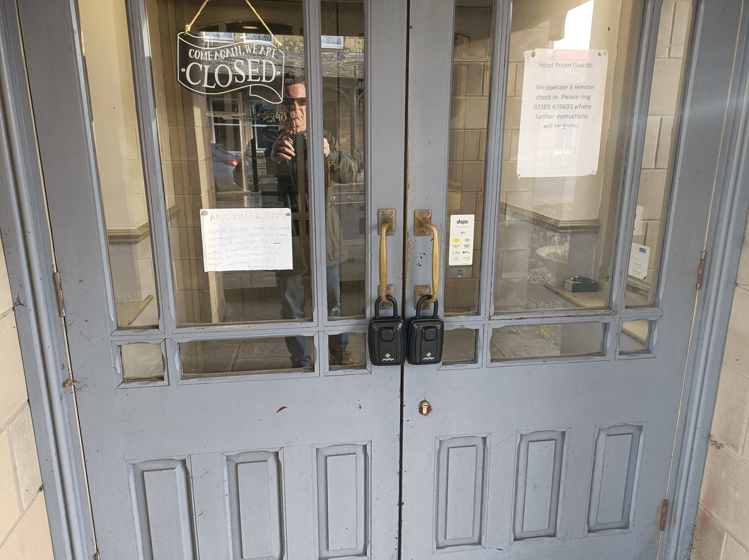 力推考迪酒店主图