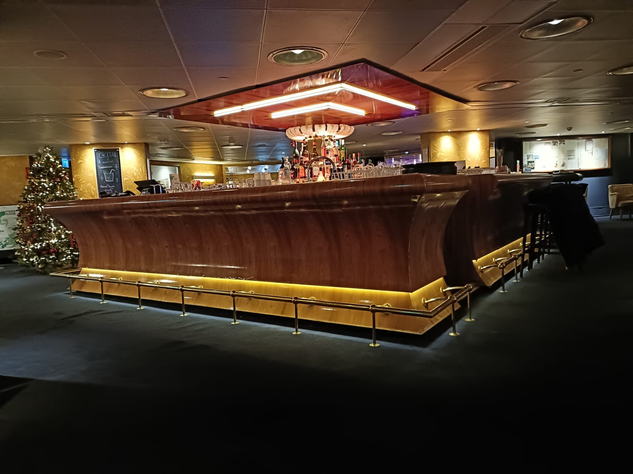 SS鹿特丹酒店与餐厅-官方