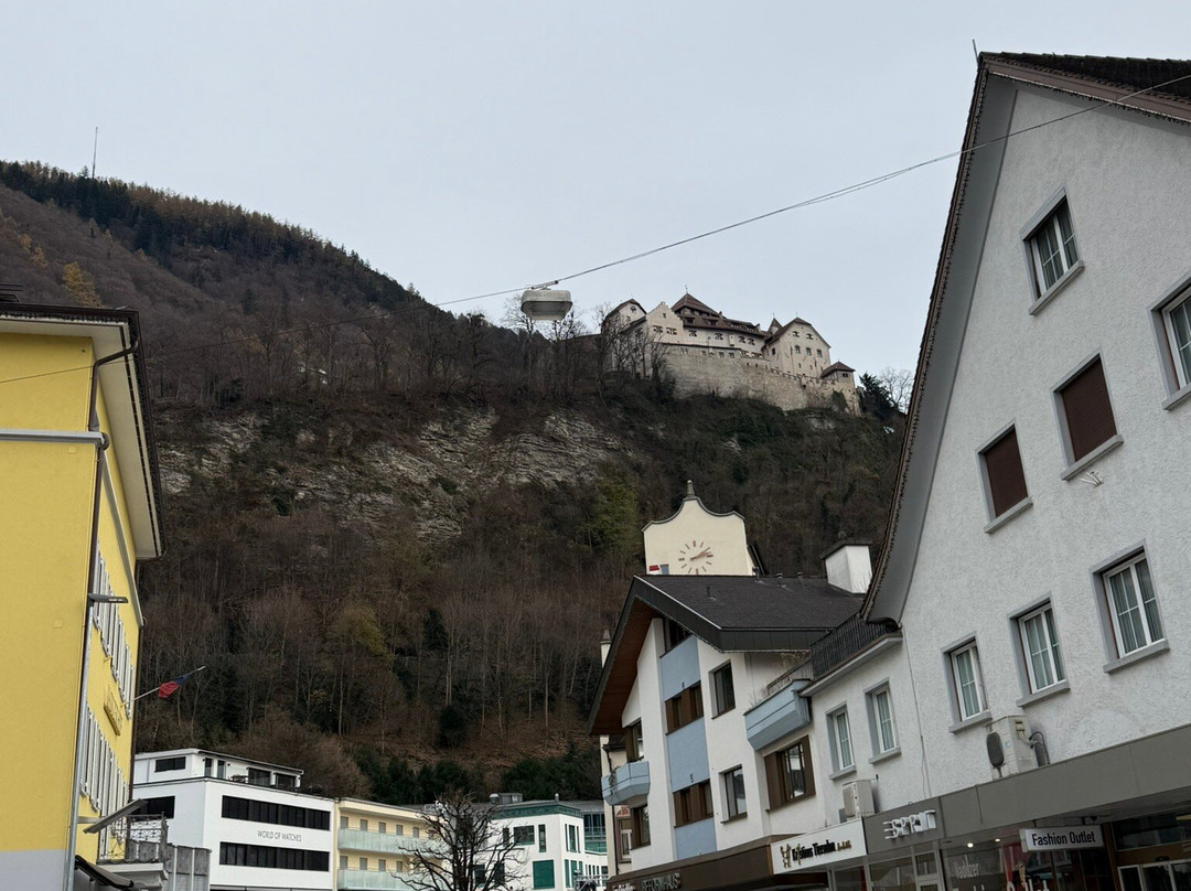 Liechtenstein Center-瓦杜兹必去景点