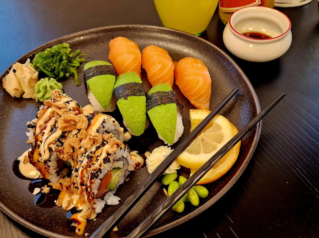 Shafinori Japanese Sushi