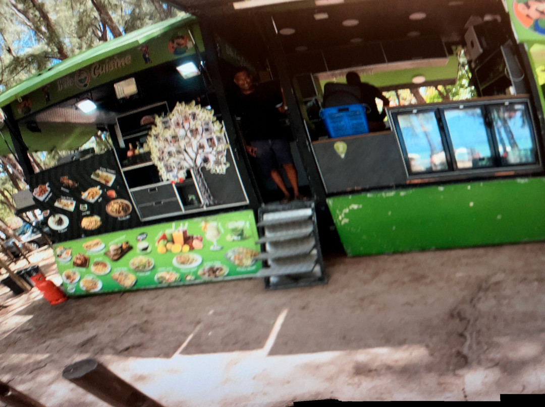 蒙舒瓦西海滩-蒙特乔伊喜必去景点