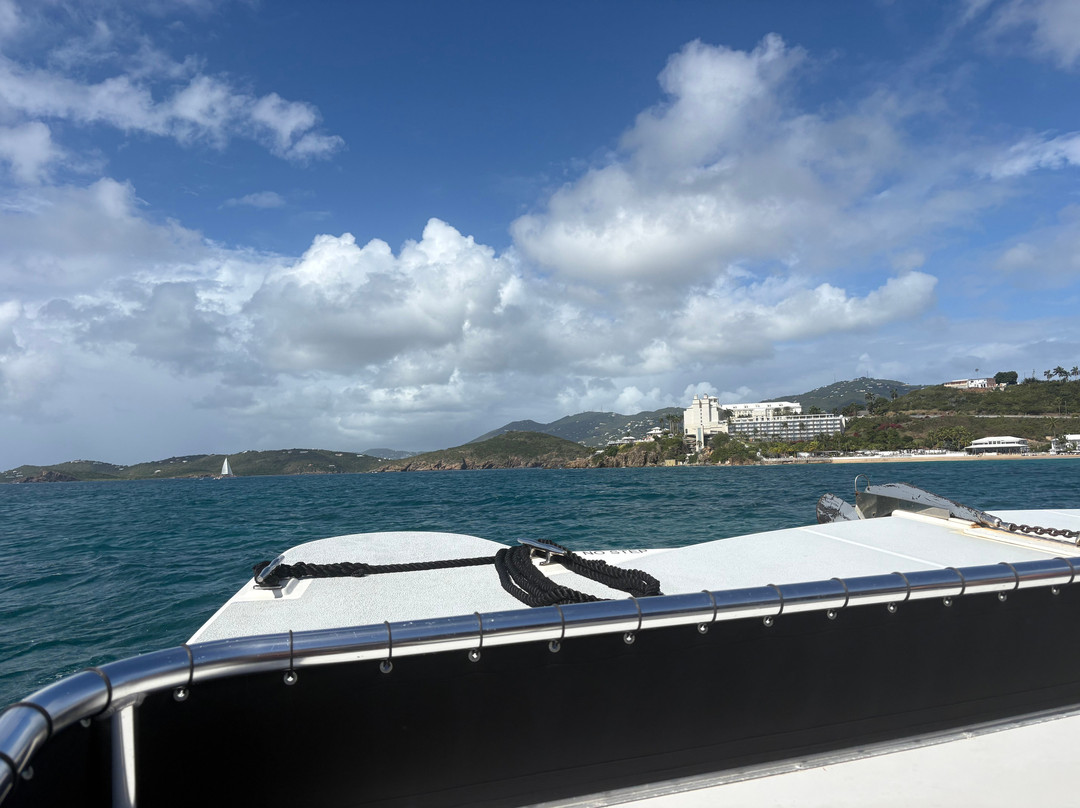 Sabrage Charters-圣 托马斯必去景点