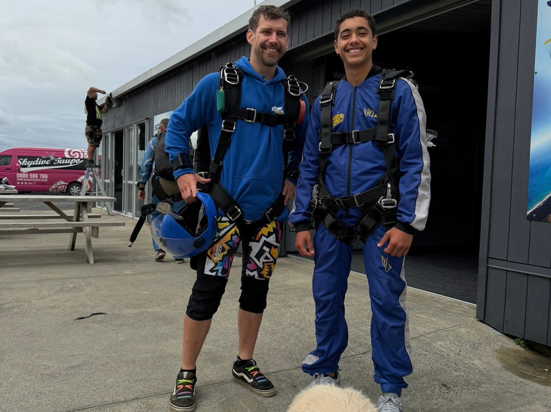 奥克兰高空跳伞-奥克兰中心地区必去景点