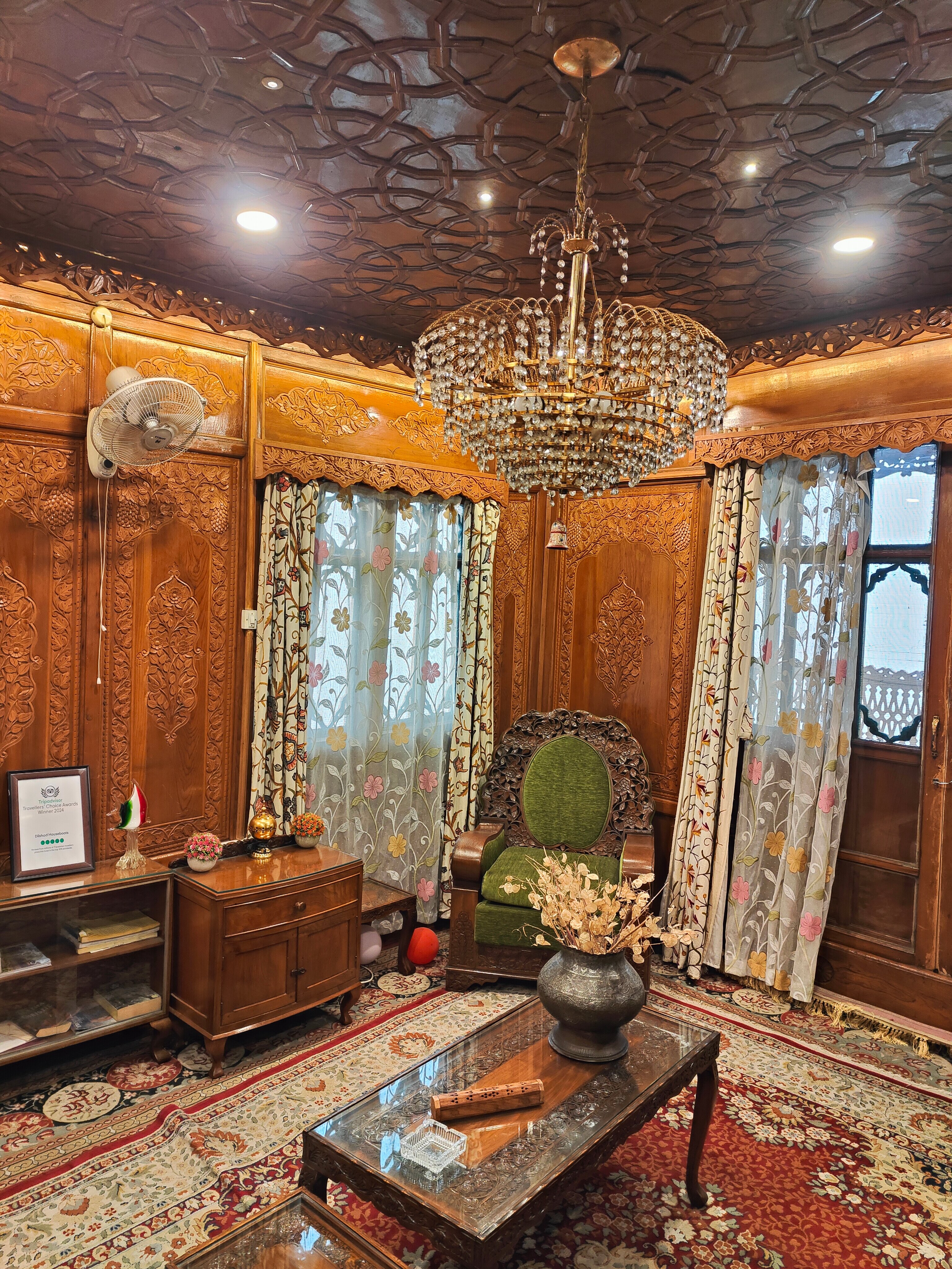 Dilshad Houseboats-官方