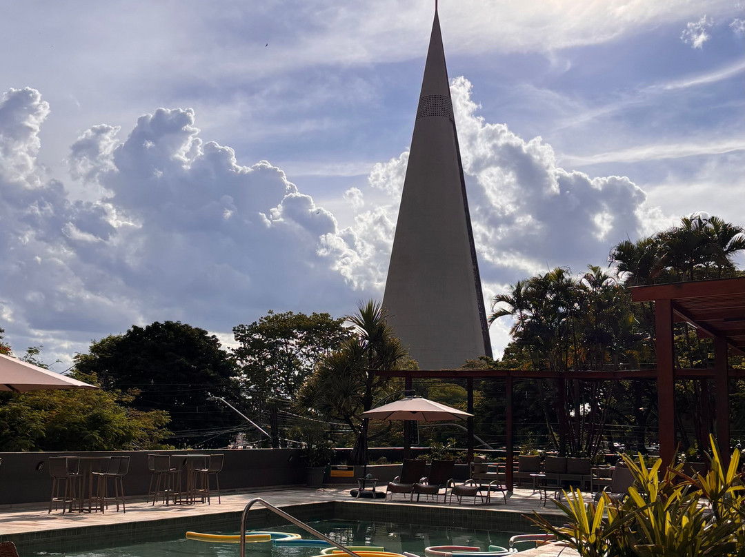 Hotel Deville Business Maringá主图