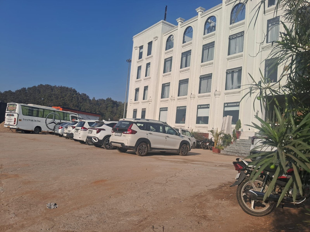 King'sway Hotel & Resort