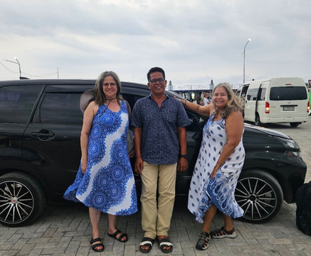 Lovina Taxi Bali-新加拉惹必去景点