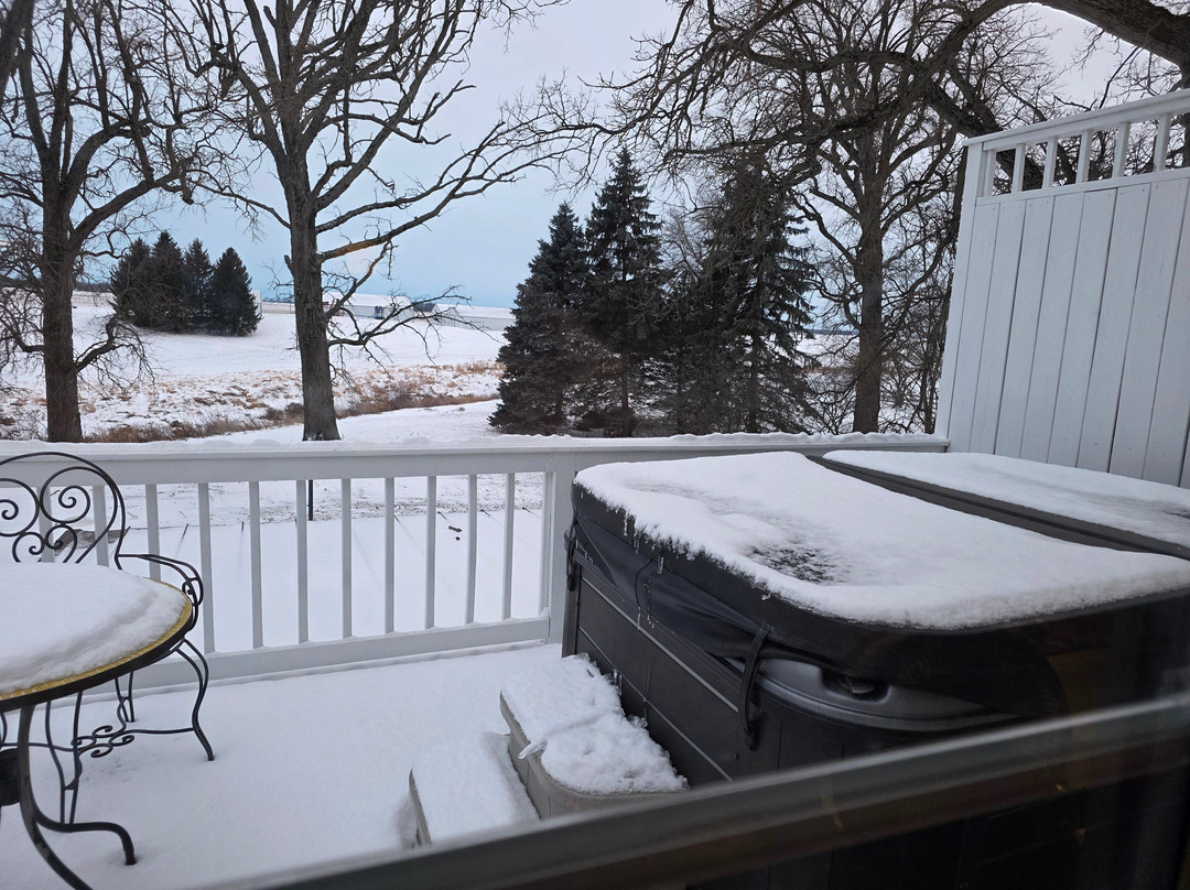 HideAway Country Inn主图