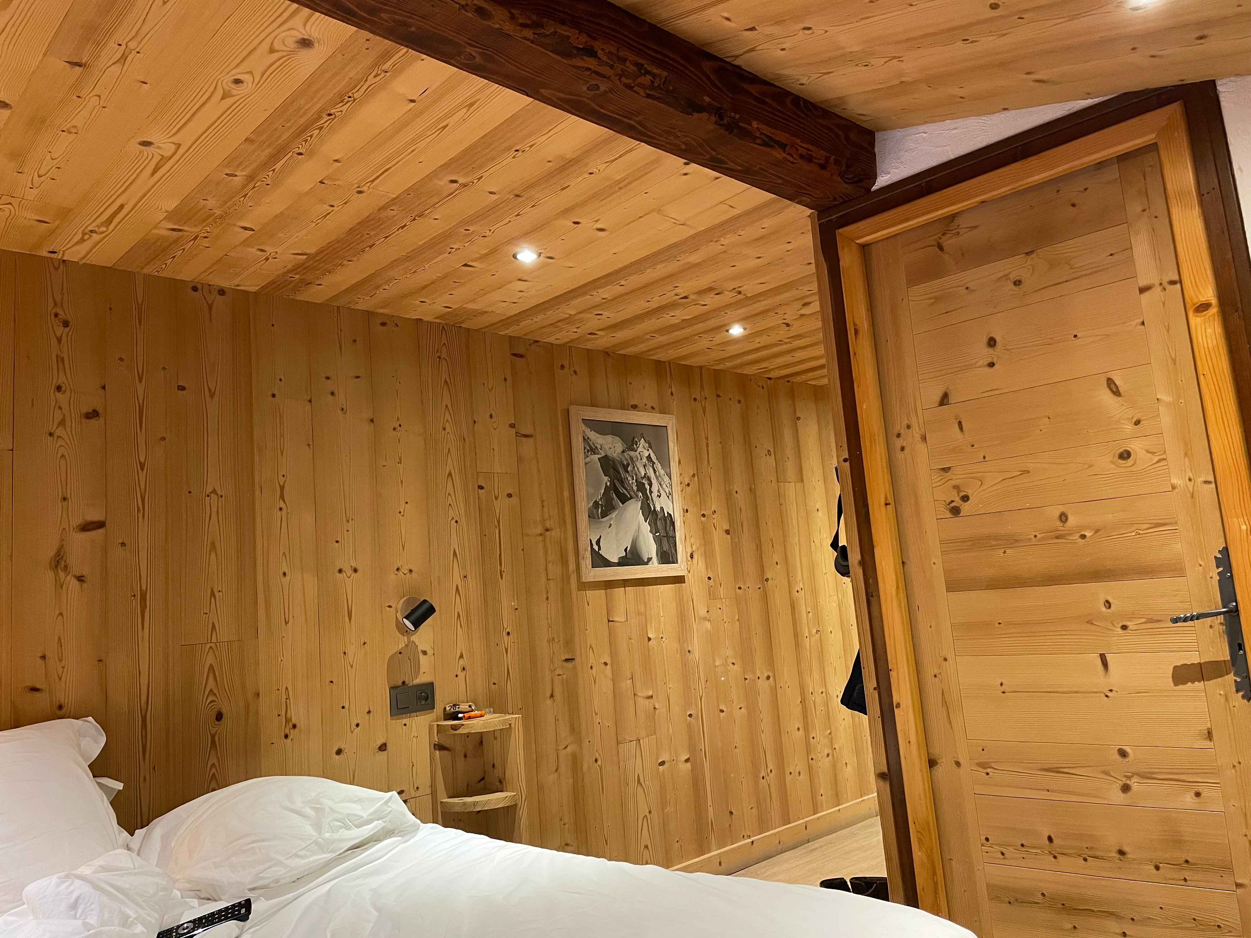 Hôtel De L'arveyron-官方