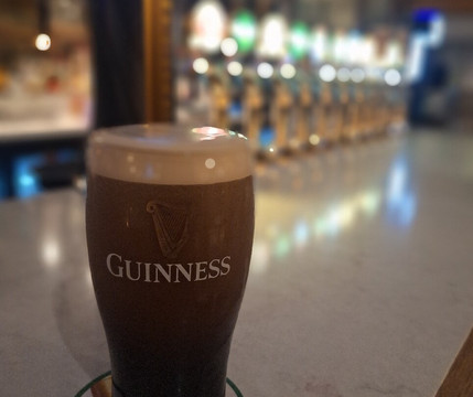 纽兰克罗斯马尔丹酒店主图