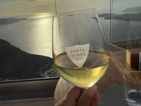 Santo Winery-皮尔戈斯必去景点