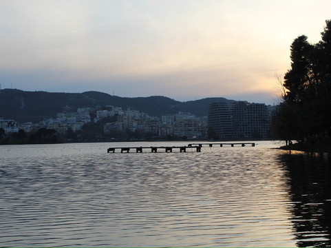 Grand Park (Parku i Madh)-地拉那必去景点