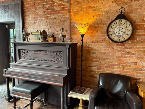 Brew House Coffee & Bake Shop