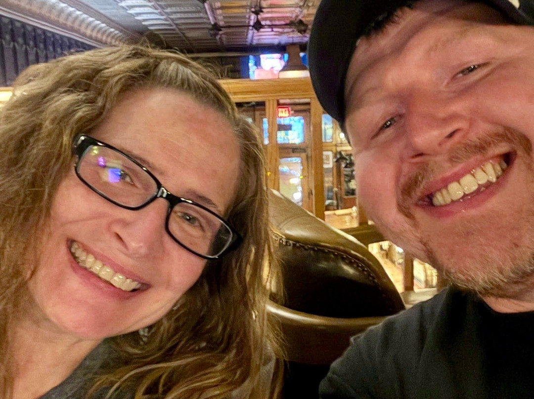 Matthew's Haunted Pub Crawl-加利纳必去景点