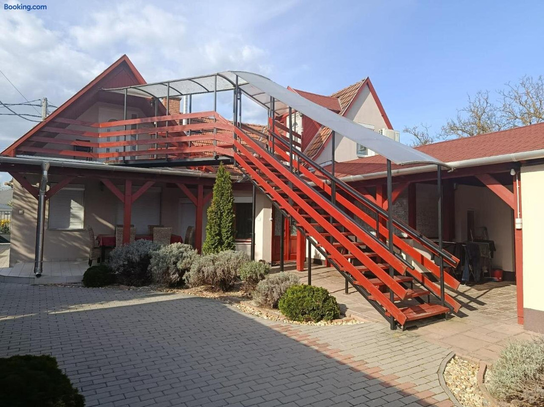Roma Apartmanhaz