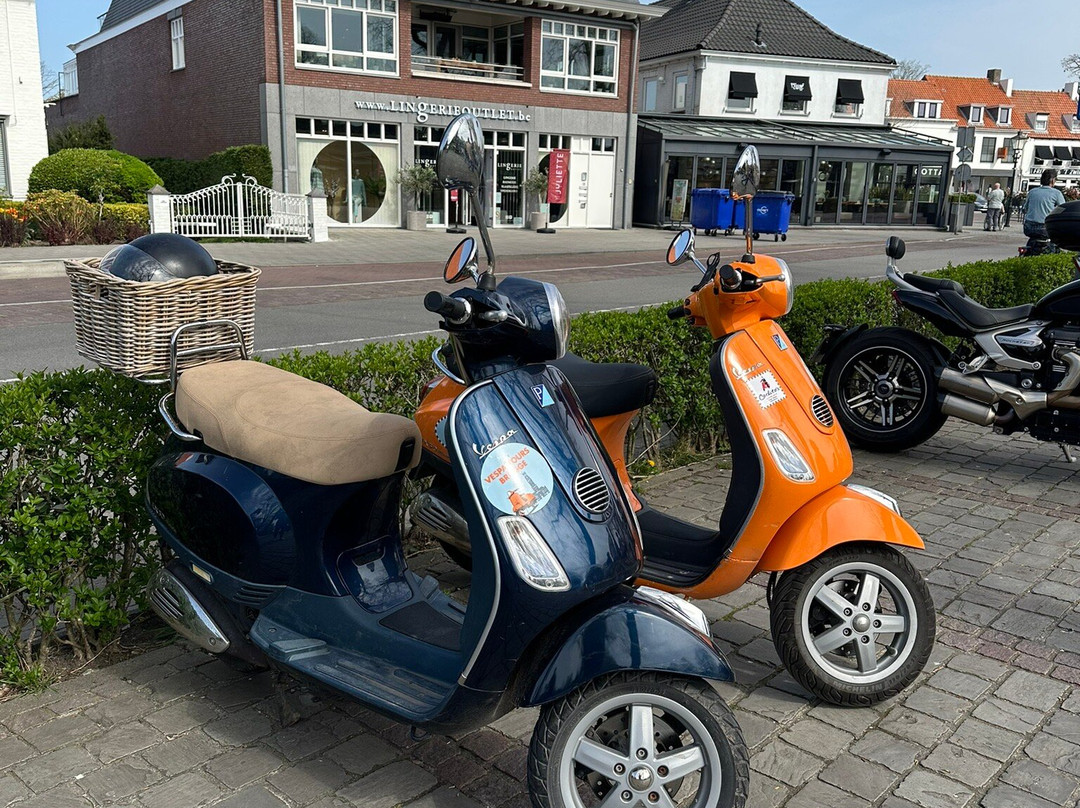 Vespa Tours Brugge-布鲁日必去景点