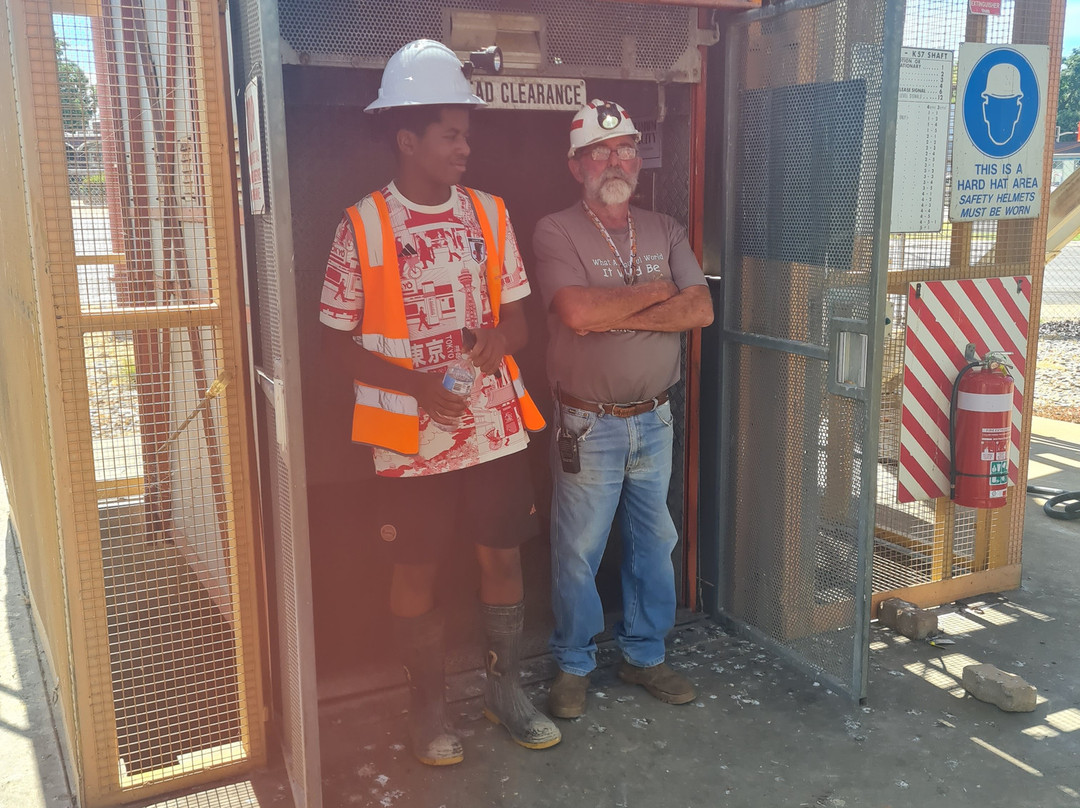 Outback at Isa-The Gap必去景点