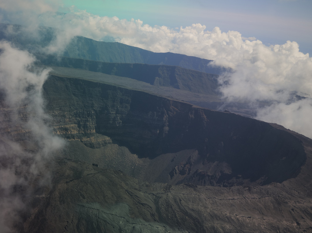Survol Réunion-留尼旺圣皮耶必去景点