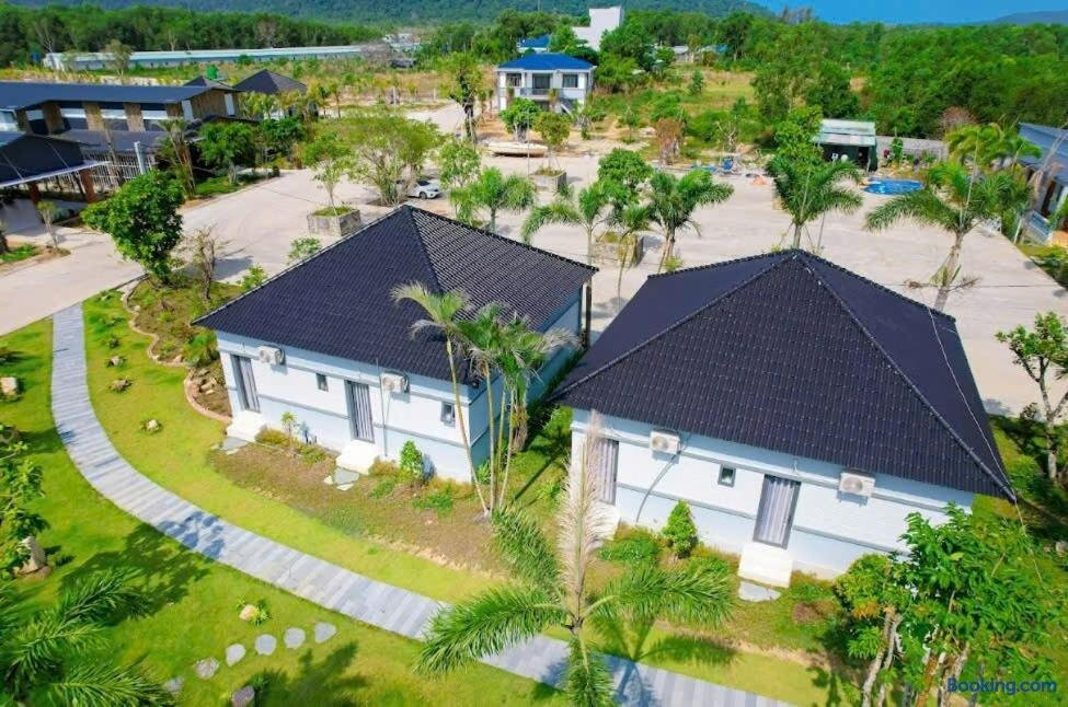 Seahorse Bay