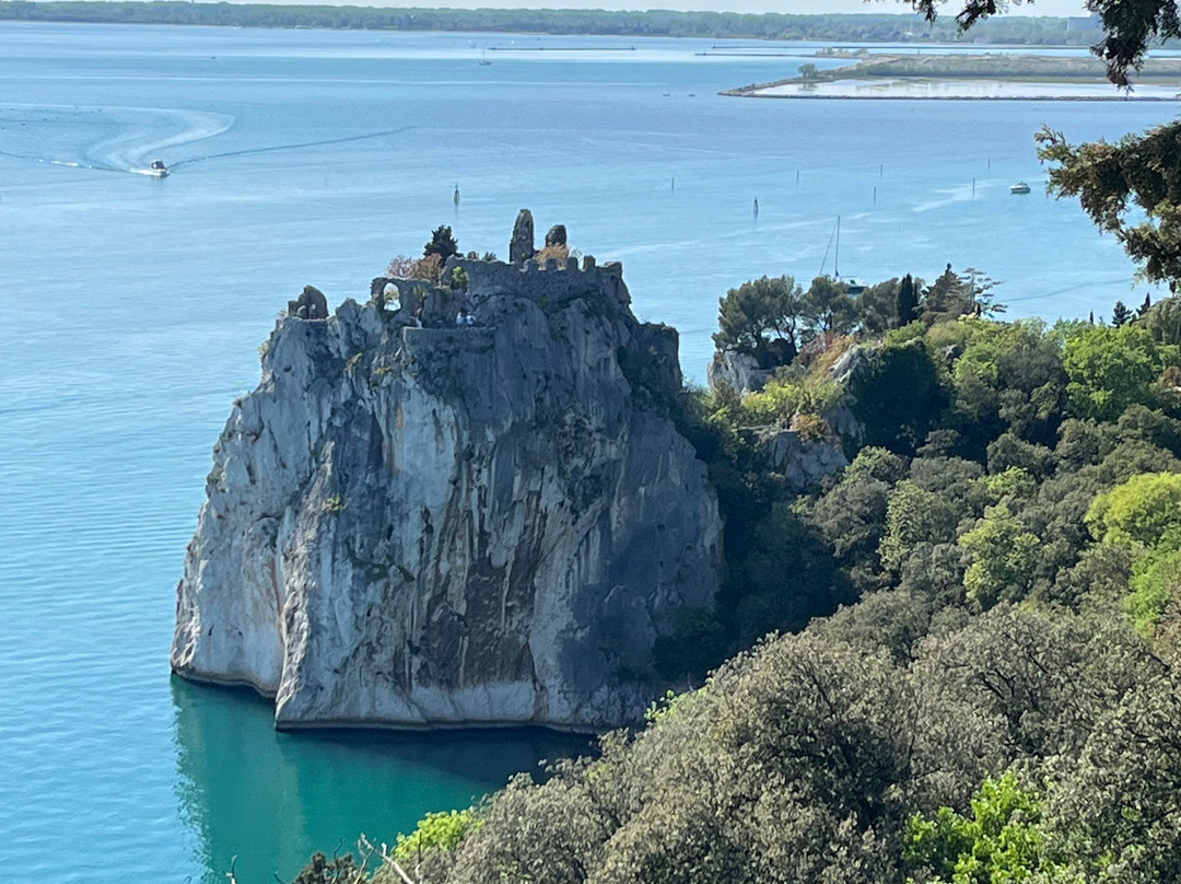 Castle of Duino-Duino必去景点