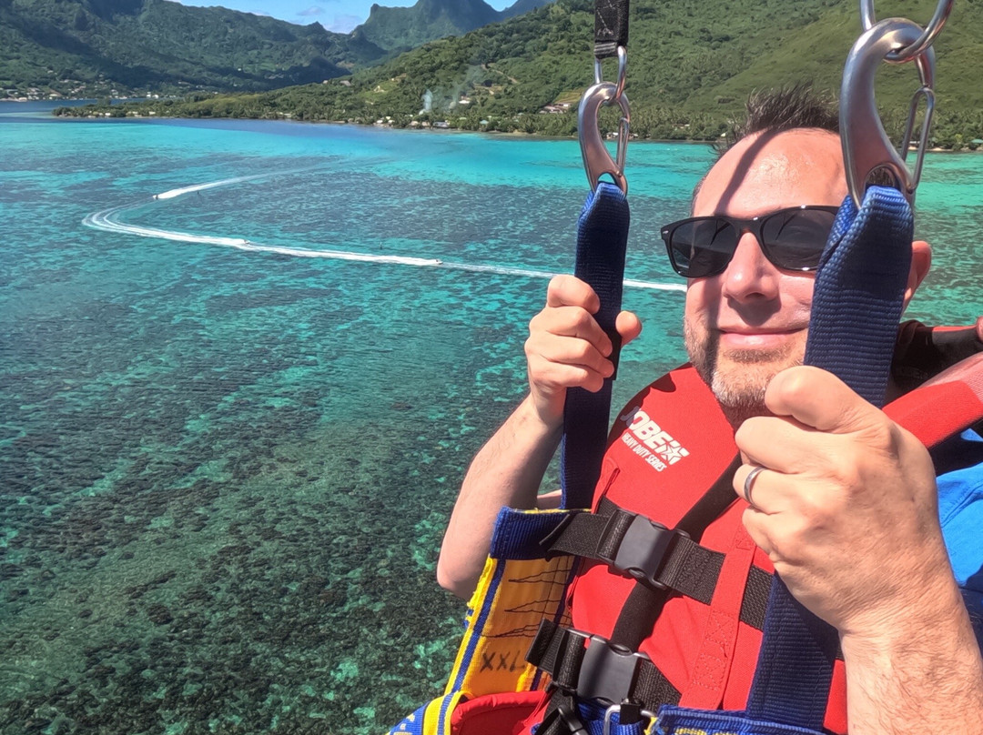 Moorea Parasailing-莫雷阿岛必去景点
