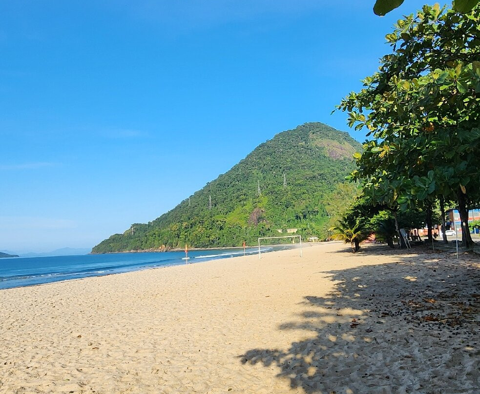 Brava Beach-安格拉杜斯雷斯必去景点